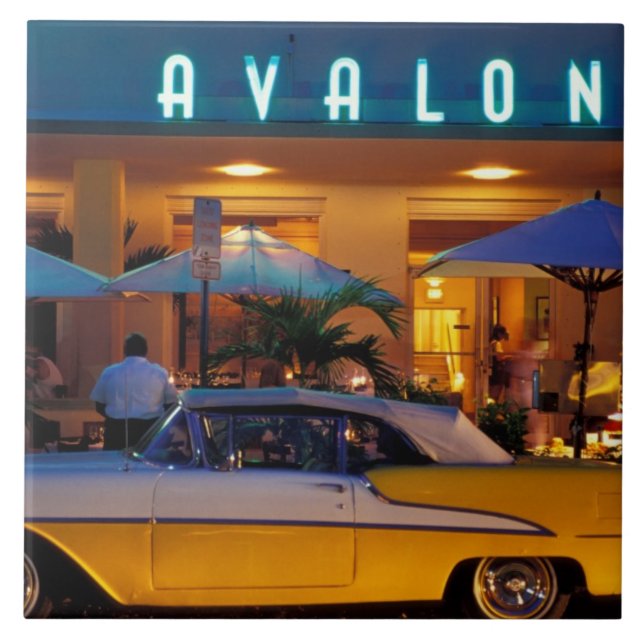 EUA, FL, Miami, South Beach à noite. (Frente)