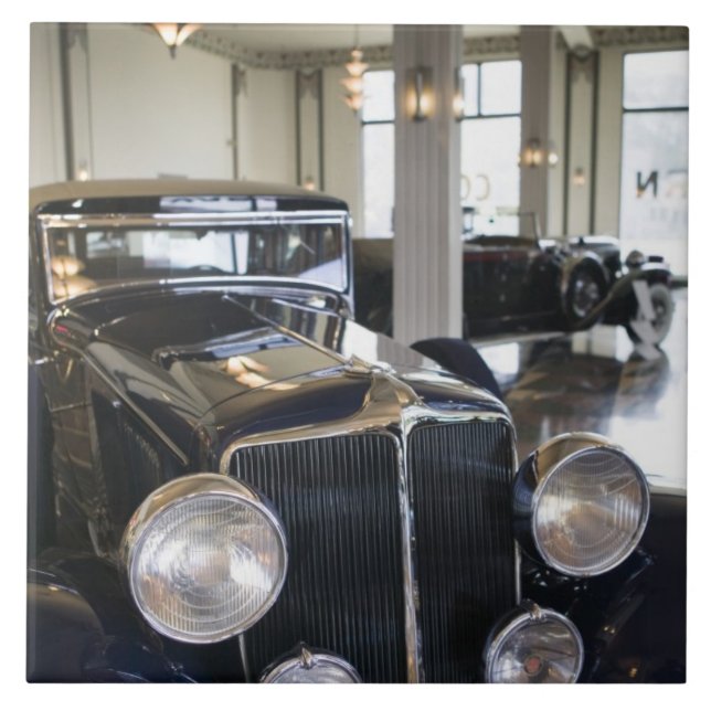 EUA, Indiana, Auburn: Auburn, Cord, Duesenberg 6 (Frente)