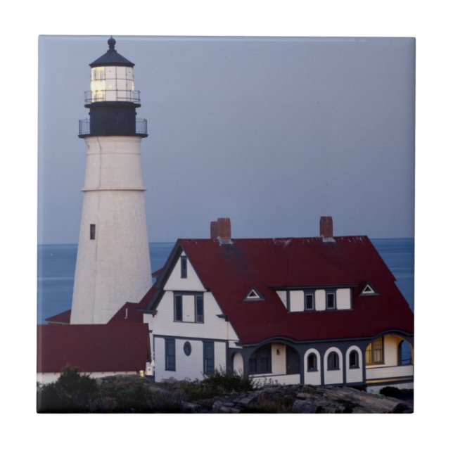 EUA, Maine, Portland, Cape Elizabeth, Farol (Frente)
