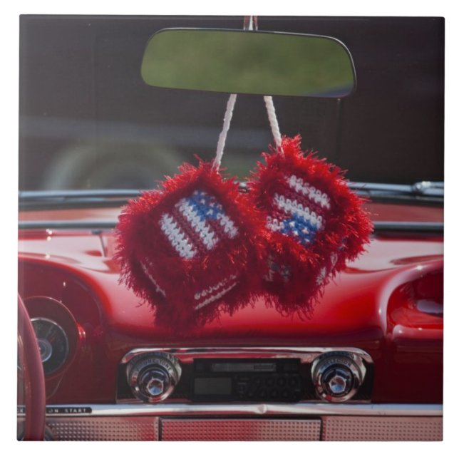 EUA, Massachusetts, Gloucester. Dados distorcido (Frente)