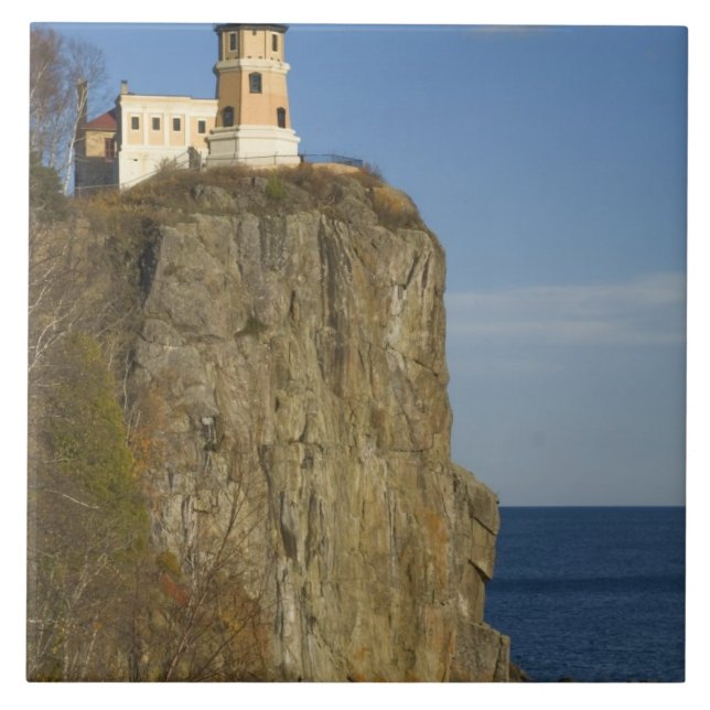 EUA, Minnesota. Farol Split Rock no Lago (Frente)