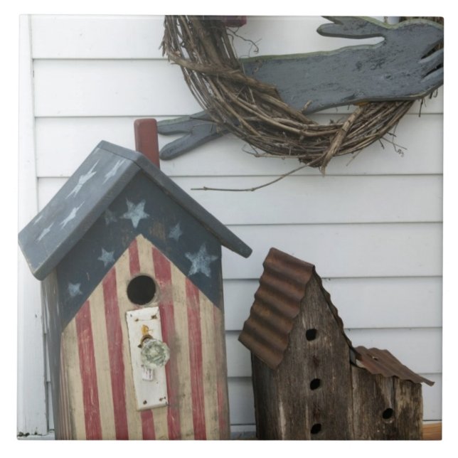 EUA, Missouri, Herman: Birdhouses patrióticos, (Frente)