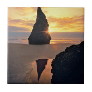 EUA, Oregon. Formação Rochosa Ao Pôr do Sol