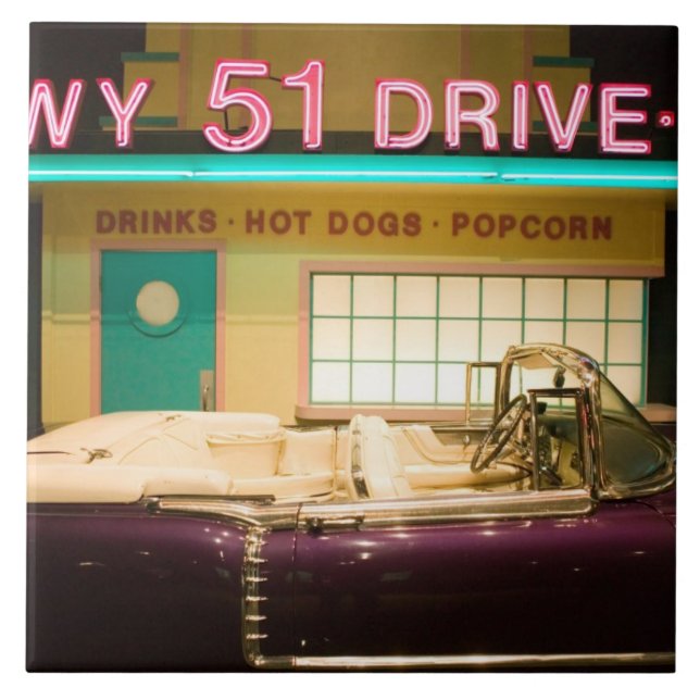 EUA, Tennessee, Memphis: Elvis Presley (Frente)