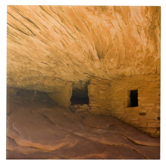 EUA, Utah, Cedar Mesa, Mule Canyon. Arenito (Frente)