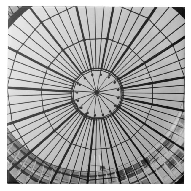 Europa, Suíça, Zurique. Cúpula de vidro da (Frente)