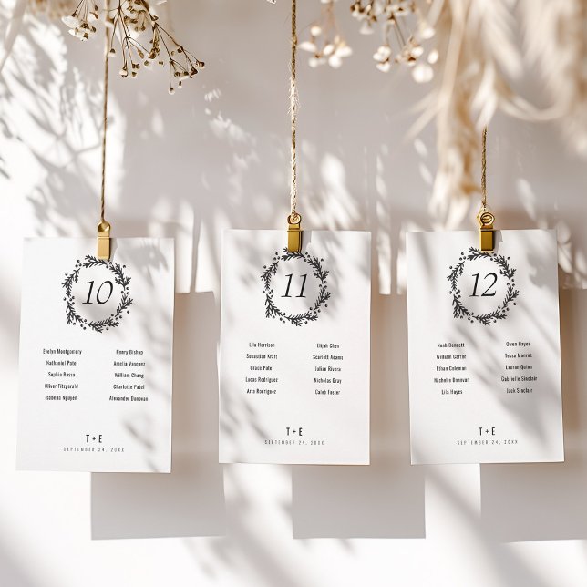 Evento Pine & Berries Wreath Table Number & Names (Criador carregado)