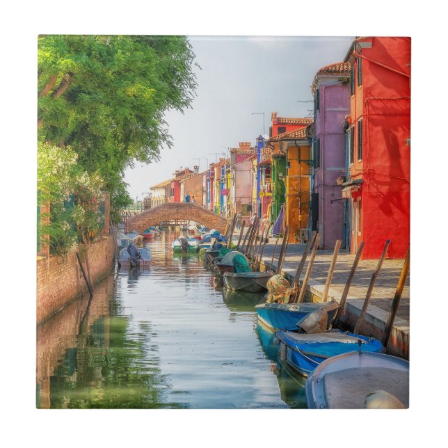 Explore o Charme Vibrante de Burano (Frente)