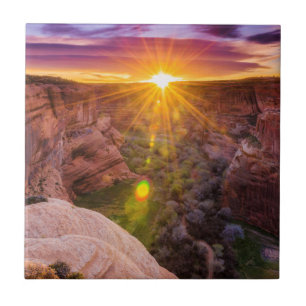 Explosão de sol no Canyon de Chelly, AZ