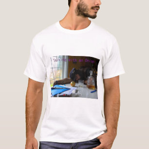 Falando com uma camisa de cebola