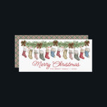 Família de 12 | NETOS | Grandes Existências Famili<br><div class="desc">É duro encontrar cartões personalizados para famílias grandes, então eu criei este cartão de estocagem divertido que pode ser personalizado com até 12 nomes. Você pode mudar as saudações e também adicionar o nome de sua família e o ano. A parte traseira desta placa tem um plano de fundo de...</div>