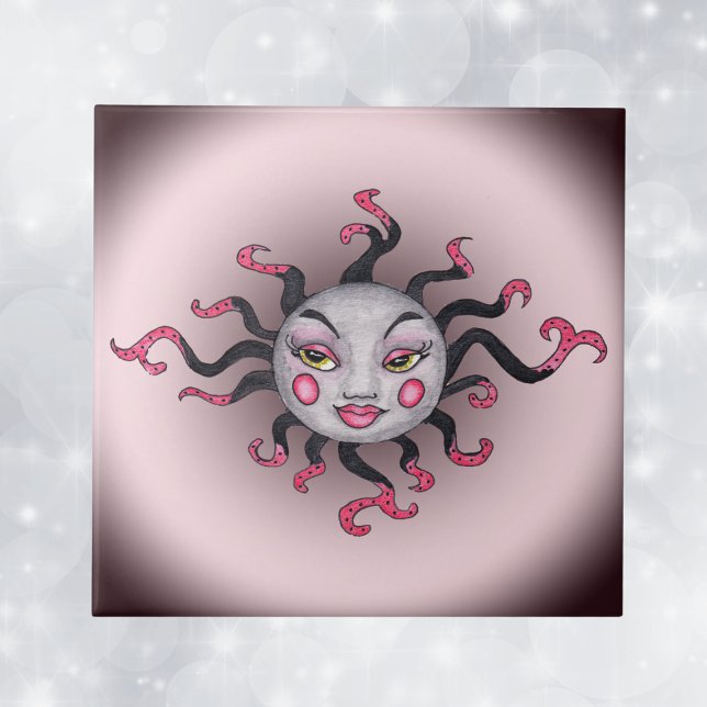 Fantasia Gótica Deusa do Sol Rosa Rosa Rosa Rosa (Fantasy feminine sun pretty face black pink rays on pink and dark grey decorative ceramic tile.)
