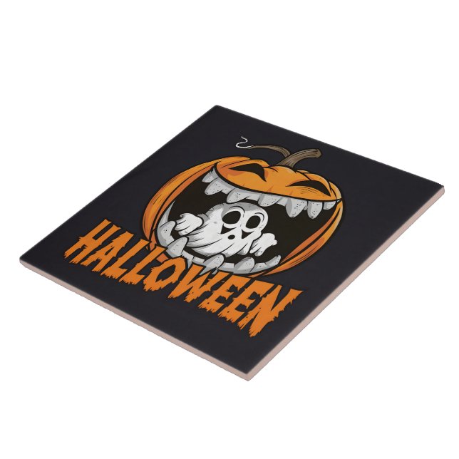 Fantasma emergente de uma abóbora gigante do Hallo (Lateral)