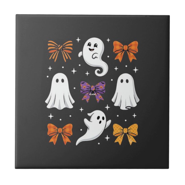 Fantasma Fofo com Laços Design de Halloween_1 (Frente)