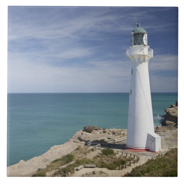 Farol Castle Point, Castlepoint, Wairarapa, (Frente)