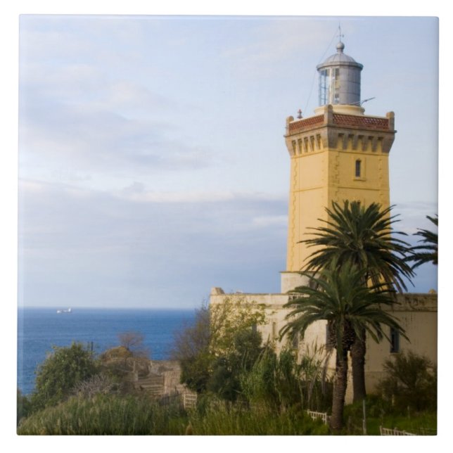 Farol de Cabo Spartel em Tânger Marrocos (Frente)