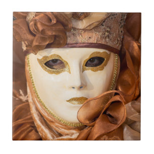 Fato de Carnaval laranja, Veneza