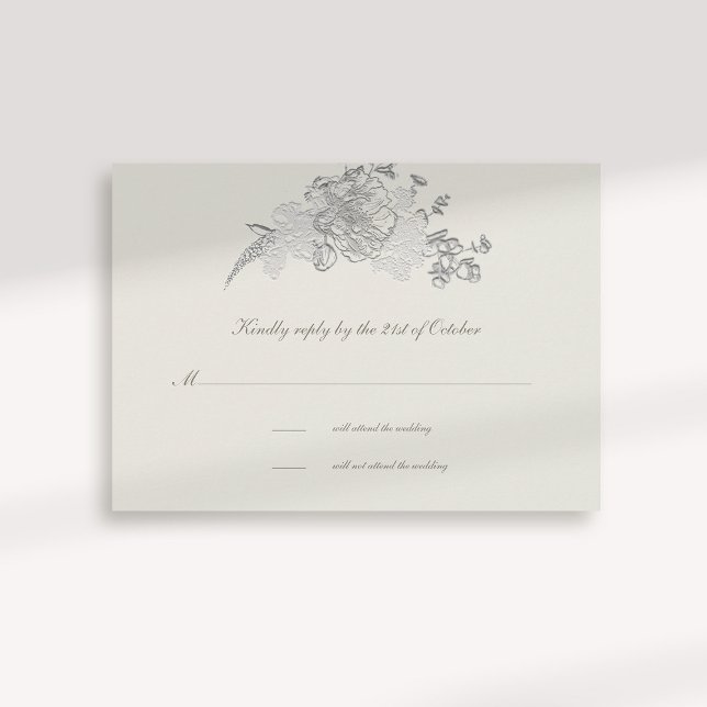 Faux Embossed Peony Formal Ecru Cartão RSVP de Cas (formal traditional elegant calligraphy wedding rsvp card faux embossed peony ecru classic)