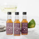 Favor de Festa de solteira do Sip Sip Hooray<br><div class="desc">Comece a festa com essas etiquetas fofinhas. Design apresenta "sip sip hooray" junto com um coração e seu nome de evento em letras brancas em um fundo de burgundy plum. Perfeito para festas de solteira,  garotas nos fins de semana e muito mais.</div>