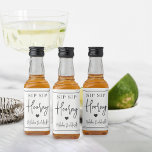 Favor de Festa de solteira do Sip Sip Hooray<br><div class="desc">Comece a festa com essas etiquetas fofinhas. Design apresenta "sip sip hooray" junto com um coração e seu nome de evento em letras negras suaves em um fundo branco. Perfeito para festas de solteira,  garotas nos fins de semana e muito mais.</div>