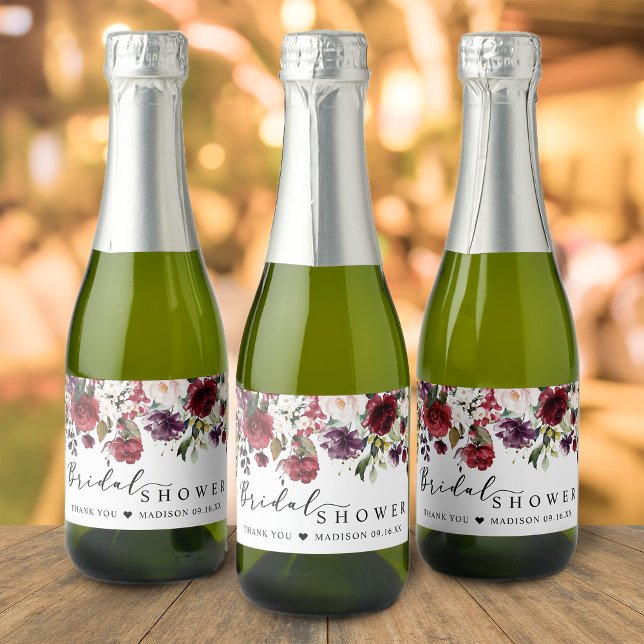 Favor do Chá de panela Floral Burgundy Blush (Burgundy Blush Floral Bridal Shower Favor Sparkling Wine Label)