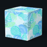 Favor do Partido Box-Seashells Caixa de Impressão<br><div class="desc">Caixa de favores de festas mostrada em uma adorável design de impressão. Personalize este item ou comprar como está. Imagem do stock freepik.com</div>