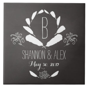 Feather Chalkboard Monograma Data de Casamento