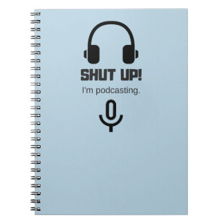Feche acima! Eu Podcasting o caderno