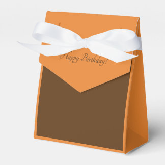 feliz aniversário, laranja e caixa marrom