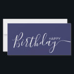 Feliz Aniversário Marinho Azul, Branco, Placa Plan<br><div class="desc">Esta placa lisa moderna e elegante apresenta o texto Feliz Aniversário branco no lado frontal e no verso personalize-o com o seu nome ou nome de família. O fundo está em cor azul marinho.</div>
