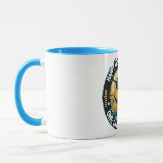 Feliz na caneca clássica - café engraçado