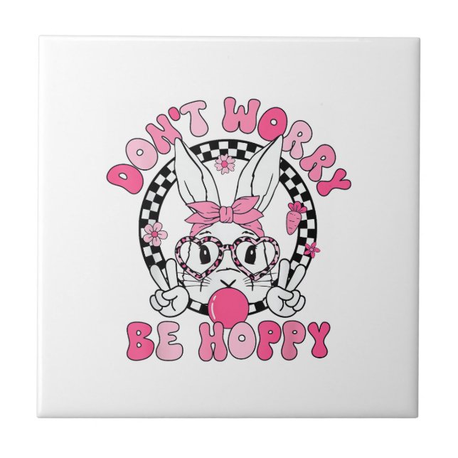 Feliz Páscoa Groovy Bunny Face Não se Preocupe Sej (Frente)