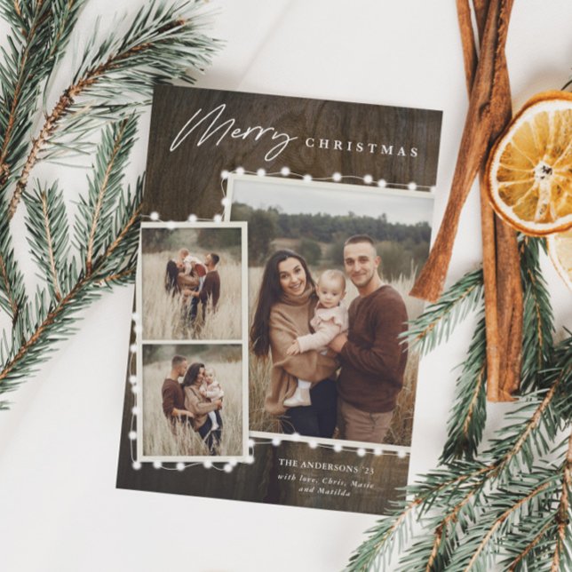 Feriado de Colagem de Fotos - Luzes de Natal Russa (Rustic Christmas Fairy Lights 3 Photo Collage Holiday Card with Wood Background)