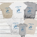 Férias Personalizadas - Praia de Correspondência F<br><div class="desc">Torne as suas férias de praia da família 2024 ainda mais memoráveis com a nossa Camisa Tripla da Família 2024 "Férias Personalizadas". Perfeito para dias ensolarados e aventuras inesquecíveis, essas camisas de férias personalizadas são projetadas para unir sua família em estilo. Quer você esteja caminhando ao longo da costa, apreciando...</div>