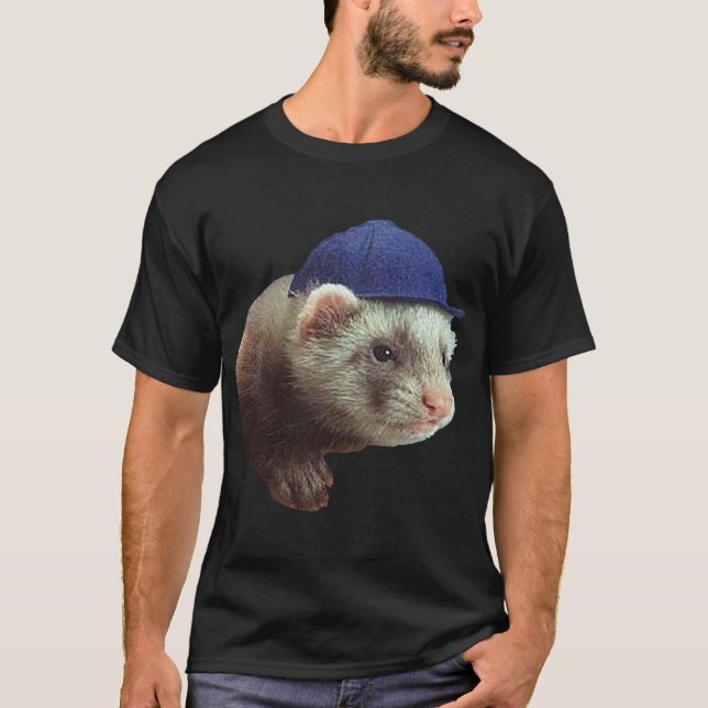 Ferret Vestindo a camiseta do chapéu (Frente)