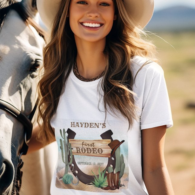 Festa de primeiro aniversario Rodeo Cowboy Ocident (Boy's Rustic Western "First Rodeo" 1st Birthday Party T-Shirt for Mom | Women)