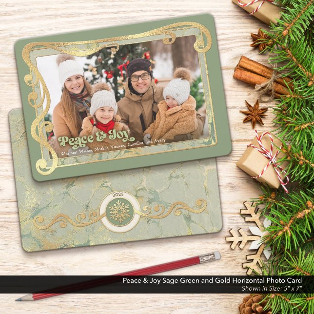 Festividades Cartão de Foto Paz & Alegria Verde Salvia e Dourad (Peace & Joy Photo Card with a Touch of Vintage Whimsy and Peaceful Sage Green & Gold Colors.)