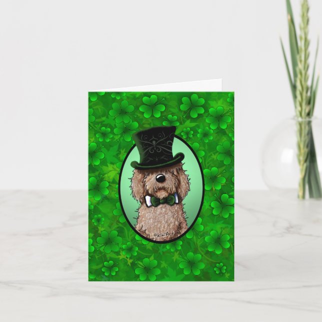 Festividades Cartão do Goldendoodle de St. Patrick (Frente)