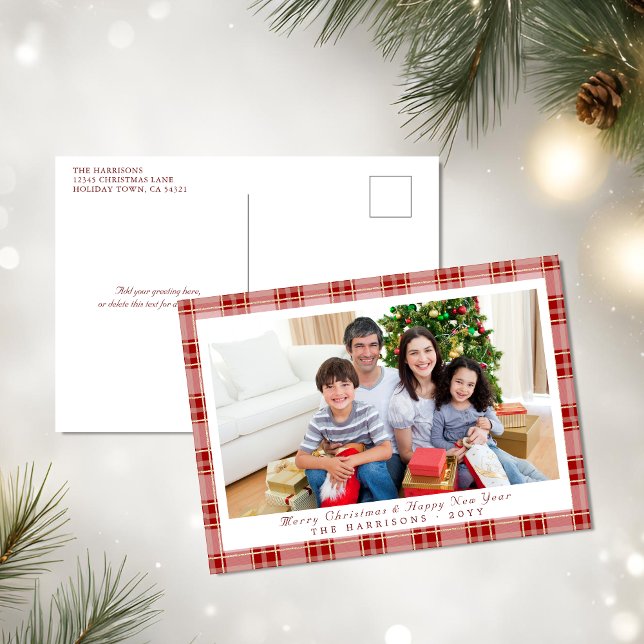 Festividades Cartão postal de Natal da Xadrez Vermelha Elegante (Elegant Red Plaid Christmas Photo Postcard)