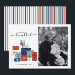 Festividades Hanukkah dá presentes e Cartão com fotos de Natal<br><div class="desc">Personalize o texto personalizado acima. Você pode encontrar itens de coordenação adicionais em nossa coleção "Presentes de Chanucá e Menorah".</div>