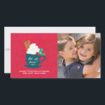 Festividades Um Cartão com fotos de deixar nevar<br><div class="desc">Uma taça de Let It Snow foi projetada por Ness Nordberg. Acalmem-se este Natal com esta acolhedora xícara de cacau quente delicioso! Servido com uma boneca generosa de creme e guardado com bastões de canela e sagrado. Todas as trabalhos de arte © Ness Nordberg. Todos os direitos reservados no mundo....</div>