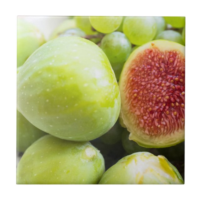 Figos frescos e uvas (Frente)