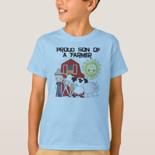 Filho orgulhoso do camiseta e dos presentes de um