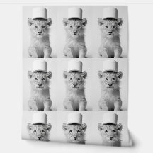 Filhote de Leão Engraçado Usando Chapéu de Papel H