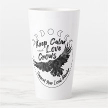 Fique calmo e ame corvos, caneca latina