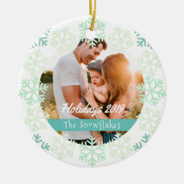 Flocos de neve verdes Feriados brancos ornamento c