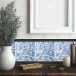 Floral Azul-Algodão Francês Maximalista<br><div class="desc">Com um design floral azul de dois padrões romântico,  esses azulejos maximalistas lembram casacos franceses e espaços acolhedores. Uma adição única às placas de cozinha ou de banheiro.</div>