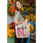 Floral Bridesmaid Keepsaame Tote Bag, personalizad<br><div class="desc">Bonito prancha floral de madeira rosa rústica Tote Bag Personalizada em ambos os lados com seu nome e inicial.</div>