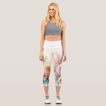 Flores de aquarelas e conchas marinhas na praia