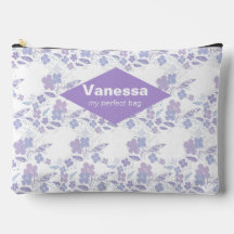 Flores de bolo claro.